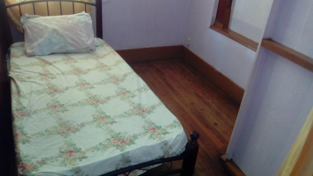 Robert'S Guest House Port of Spain Екстериор снимка